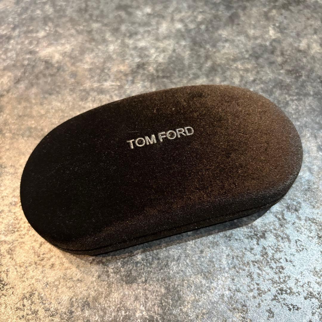 TOM FORD メガネ ケース付き