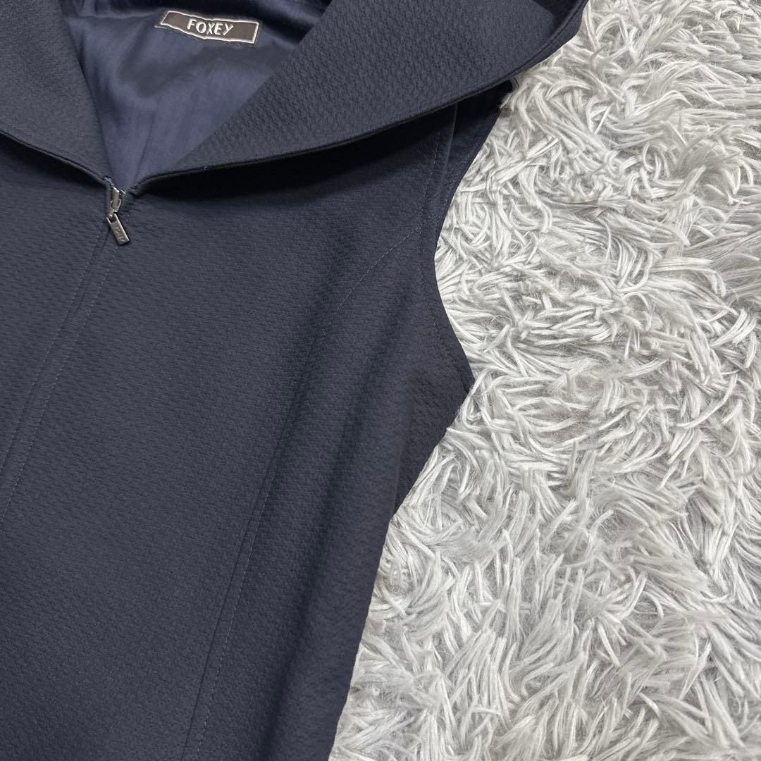 未使用級✨’22年 フォクシー13万 Pippaドレス ジレ ジップ フード