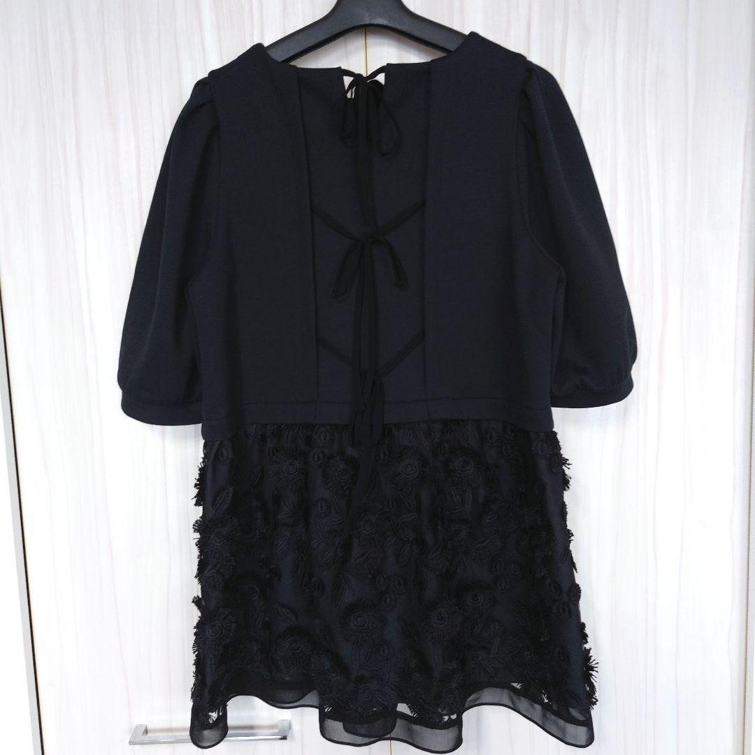 美品　大きいサイズ　ローズティアラ　3Dフラワー切り替え　チュニック