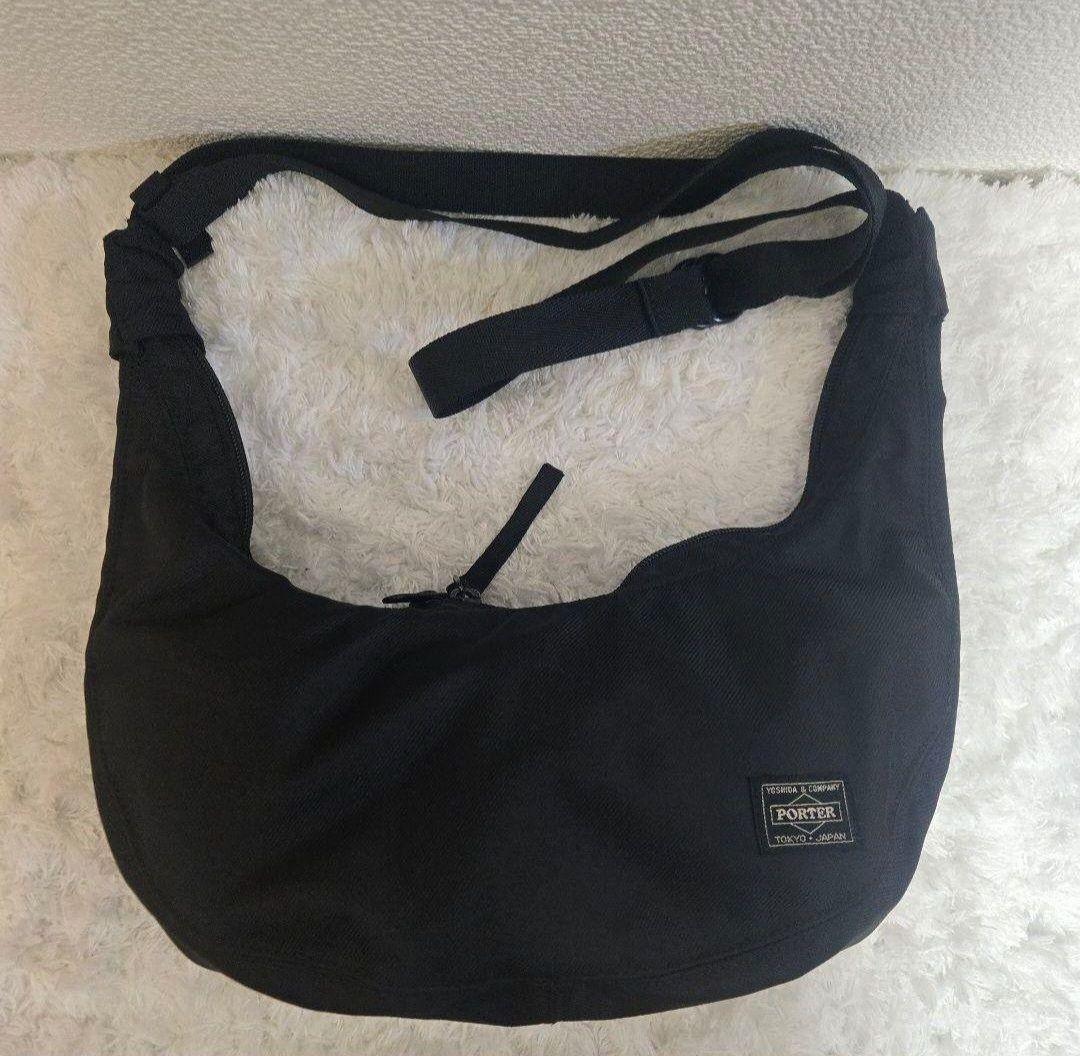 PORTER　ラウンドショルダーバッグ ハーフムーン　三日月　ブラック