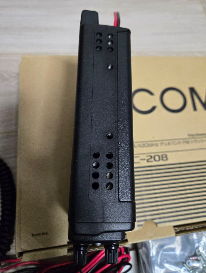 S*A様 ICOM IC-208 20W アマチュア無線機 (中古)