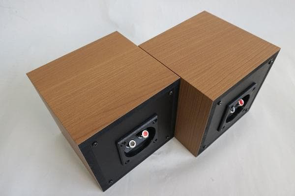 ゆっちゃん★キューブJRスピーカー★3インチフルレンジ 高音質 木目調