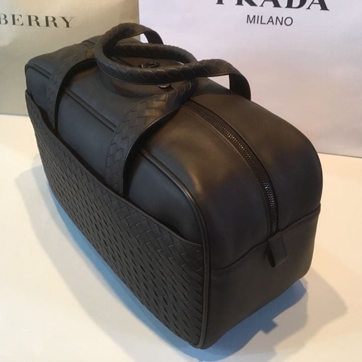 ボッテガヴェネタ 新品 バッグ ボストンバッグ 旅行バッグ PC収納 衝撃吸収