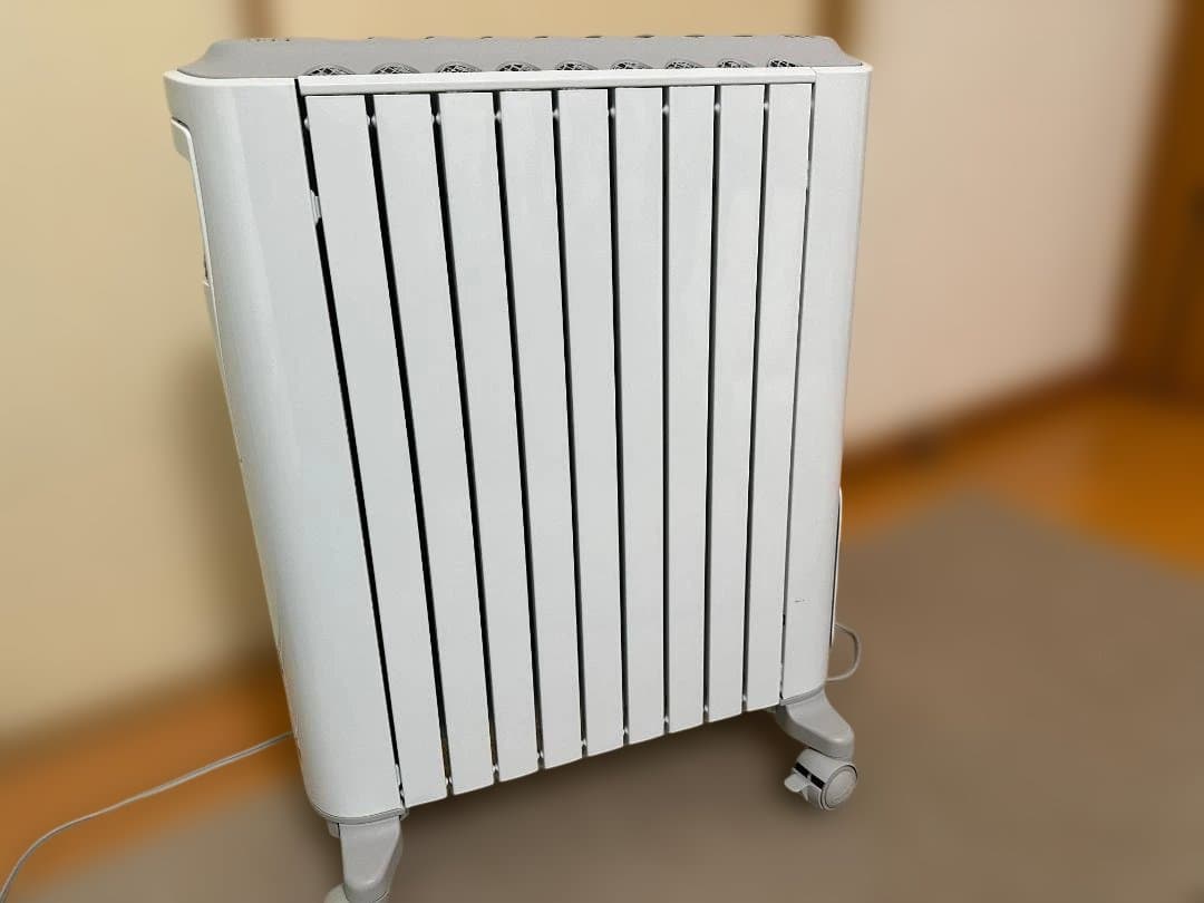 デロンギ ベルカルド オイルヒーター RHJ75V0915（中古）