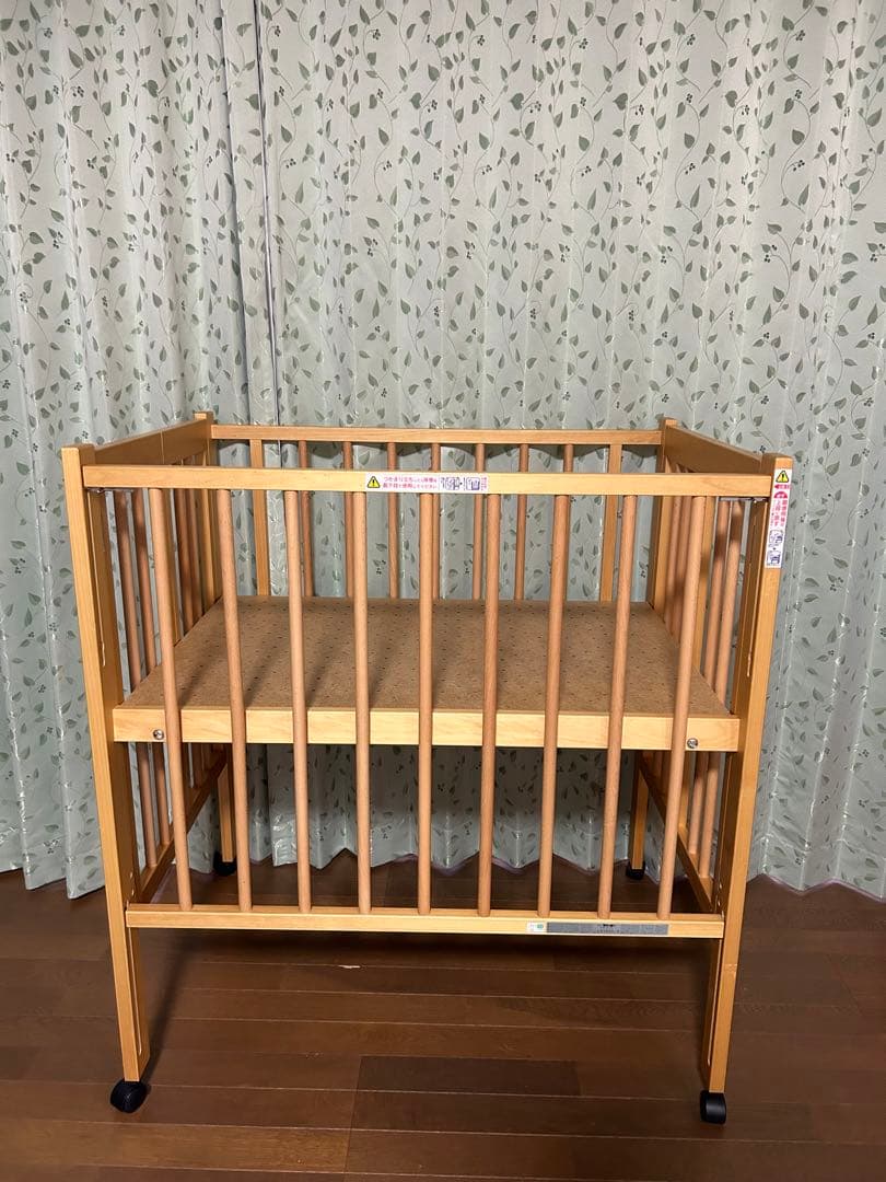 スリーピー　日本製　木製　ベビーベッド キャスター付き　石崎家具