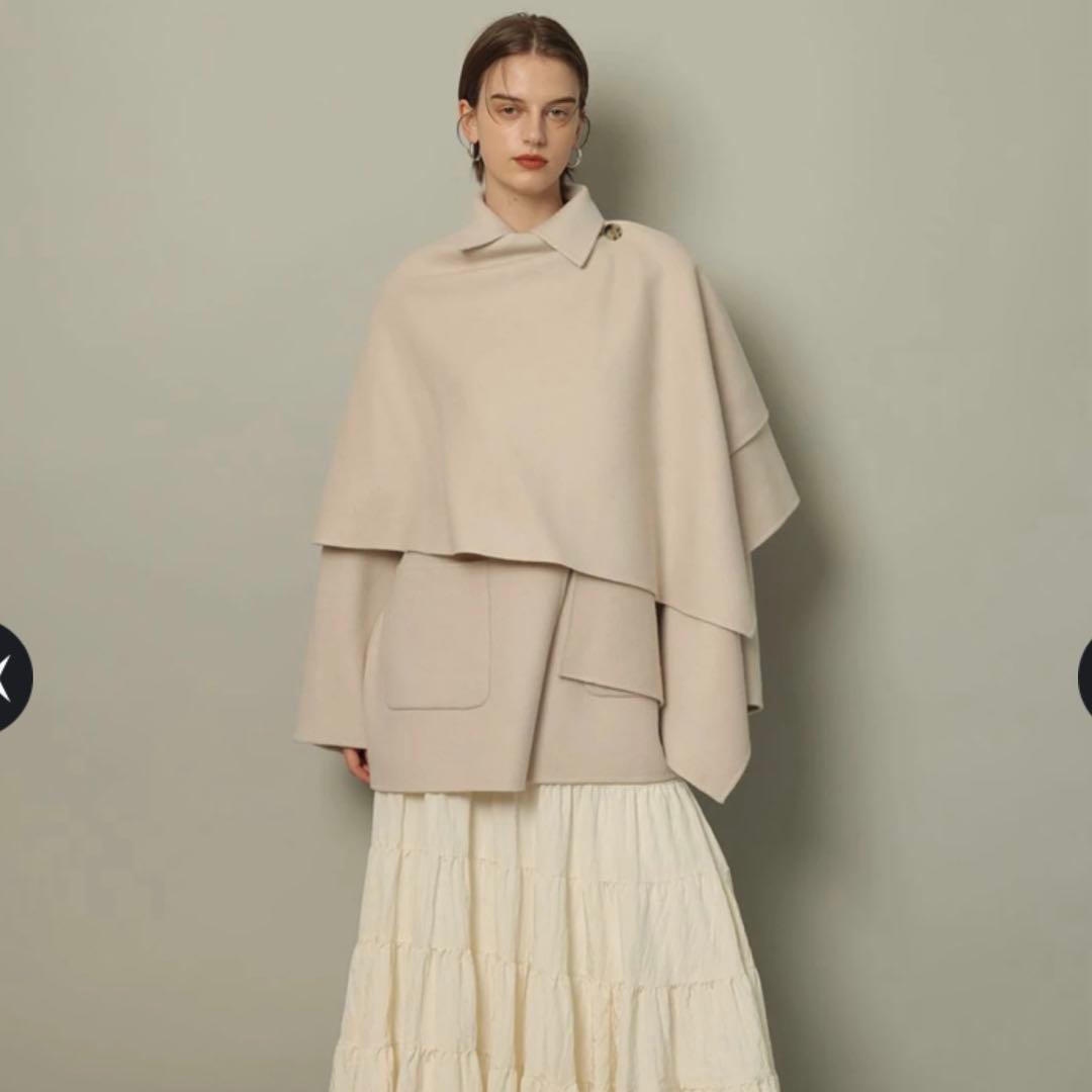 【新品】カデュネ ストール付きリバーコートオフ白Sサイズ