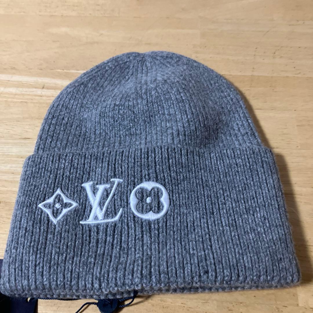 LV 刺繍ビーニー ニット帽 グレー