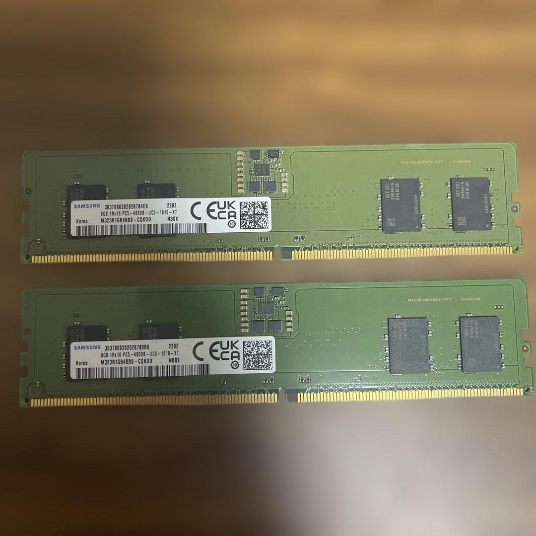 M323R1GB4BB0-CQKOD DDR5 8gb×2