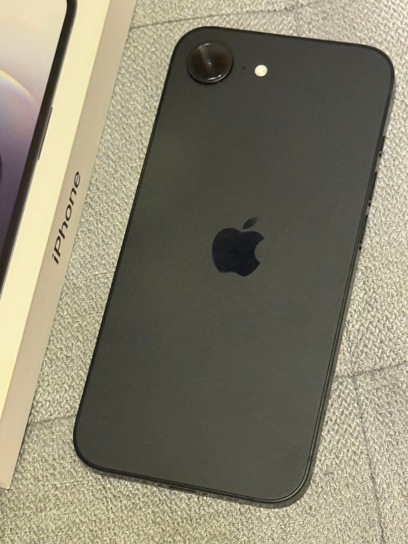 iPhone 16eブラック 256GB 本体 SIMフリー
