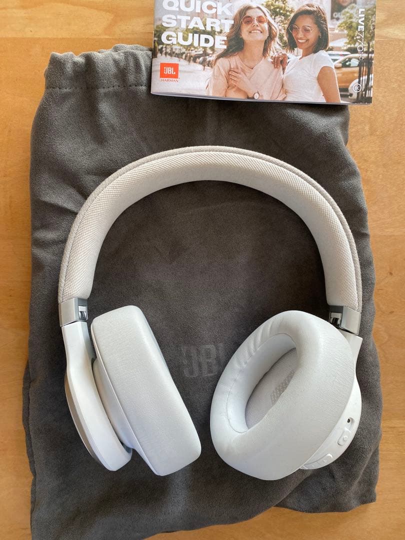 JBL LIVE ワイヤレスヘッドフォン ホワイト