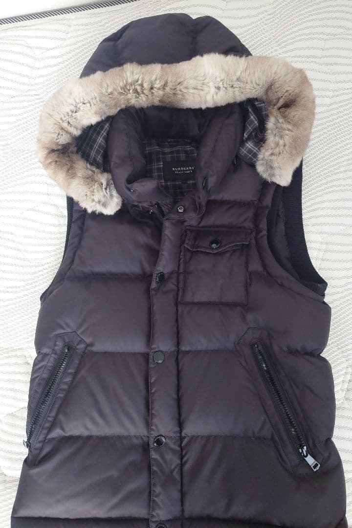 【極美品】BURBERRY ファー付きダウンベスト ブラック サイズL