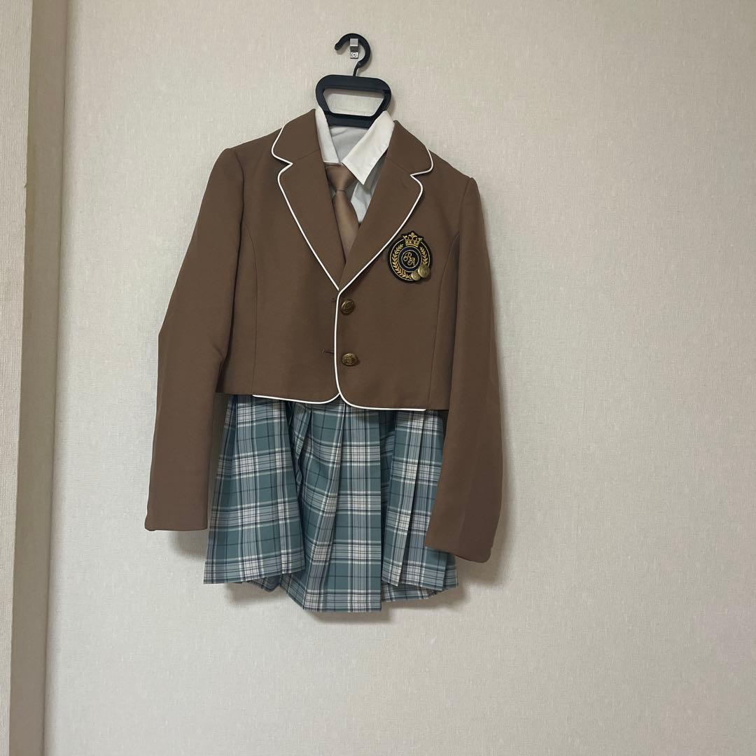 レピピアルマリオ　卒服　Mサイズ