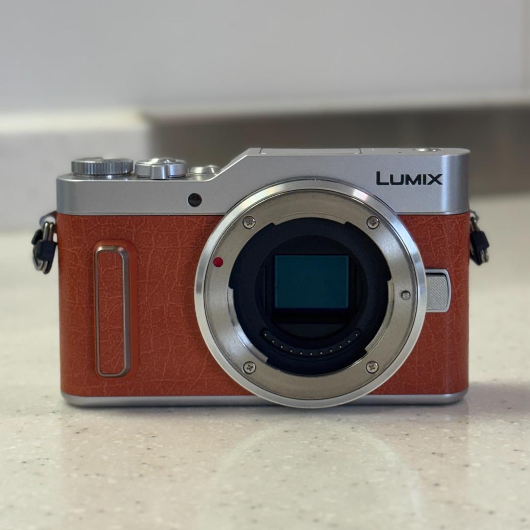 PANASONIC LUMIX DC-GF10 ミラーレス一眼 オレンジ