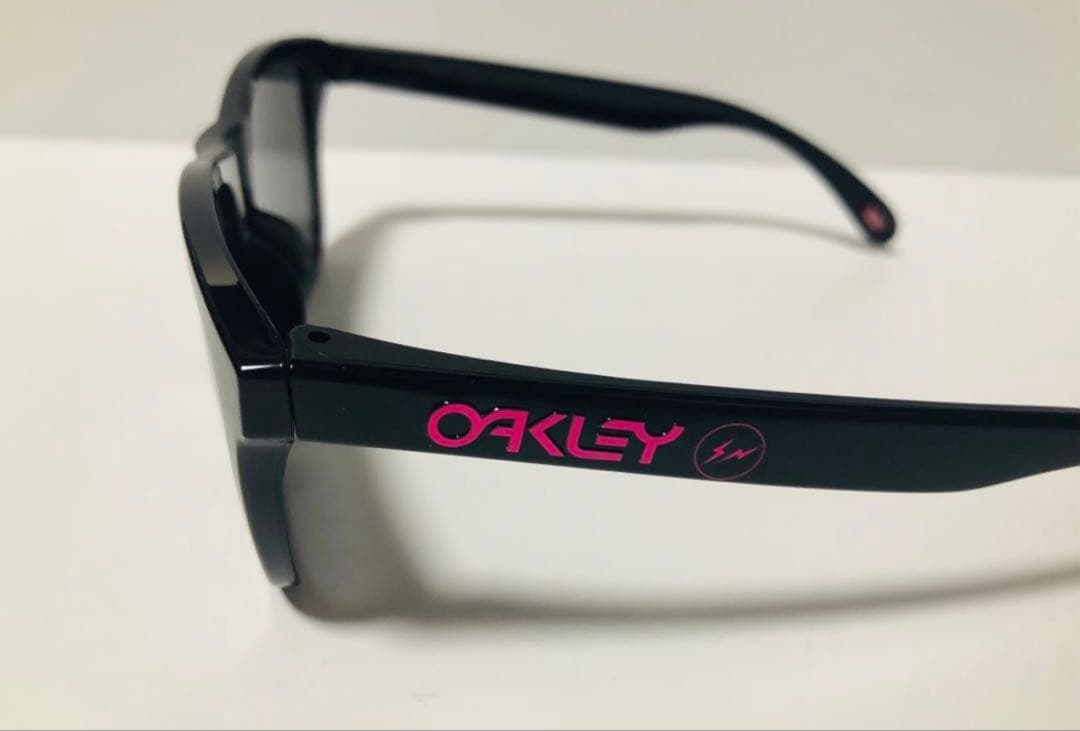 新品　未使用Oakley fragment frogskins フロッグスキン