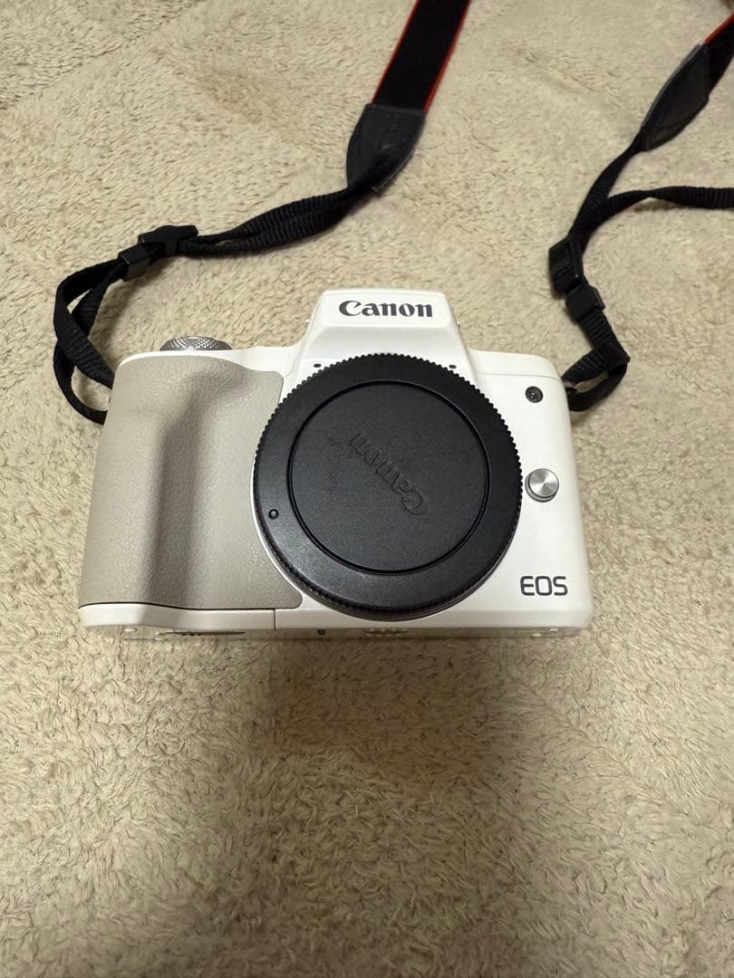 Canon EOS kissM ホワイト ミラーレスカメラ