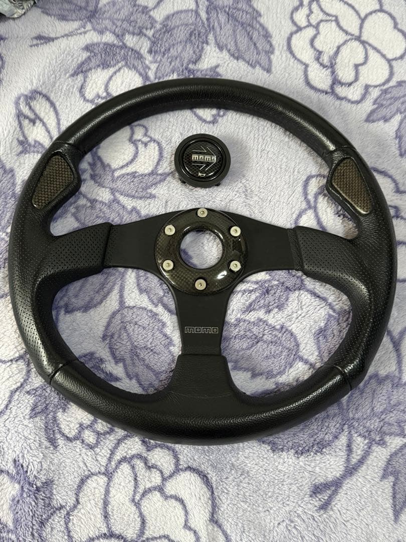 MOMO ステアリング JET 350mm