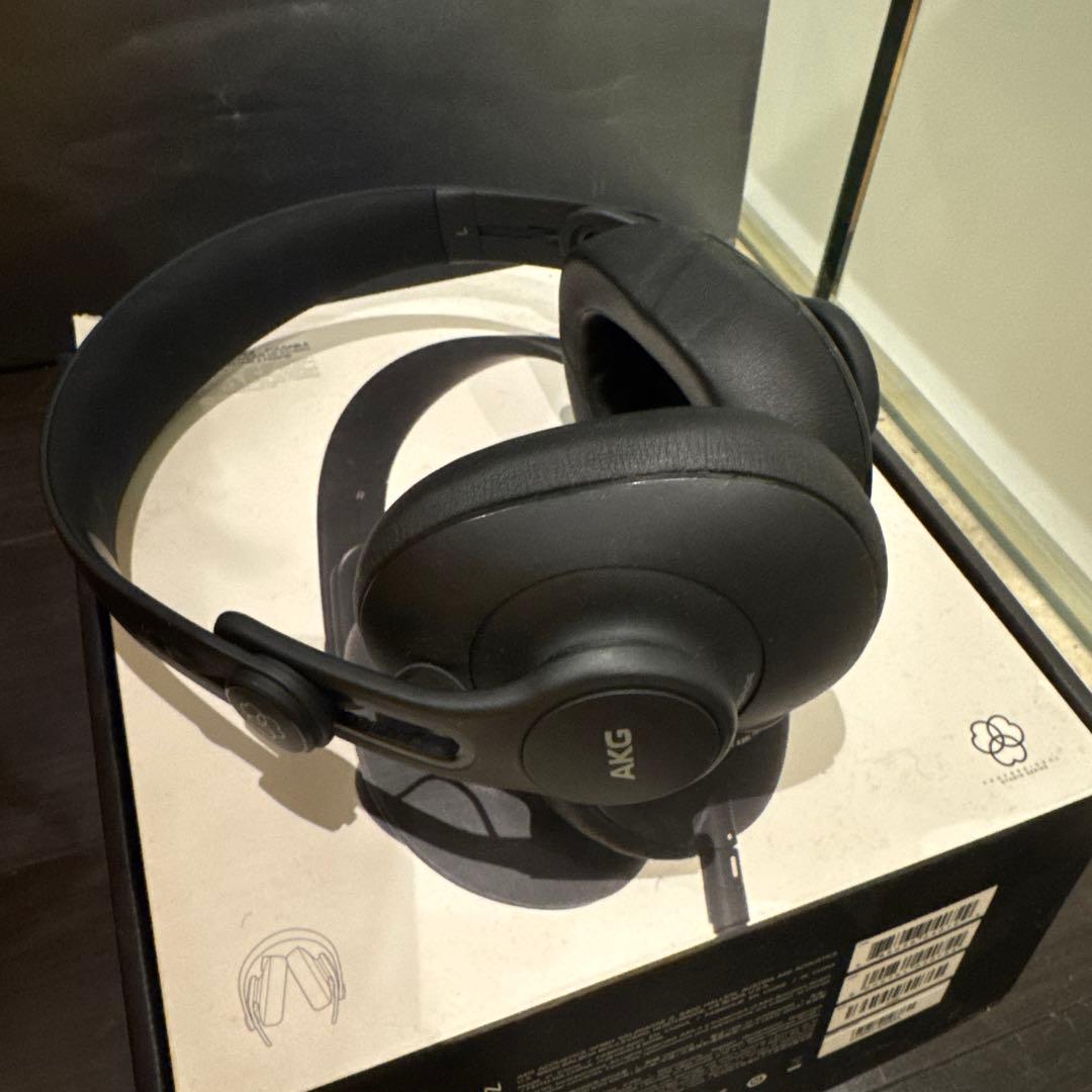 【美品】AKG K361 ブラック 有線ヘッドホン 元箱付き