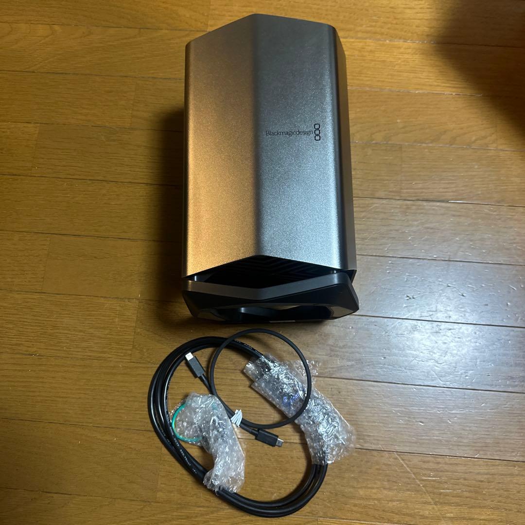 外付けハードディスク・ドライブ Blackmagic eGPU RX580