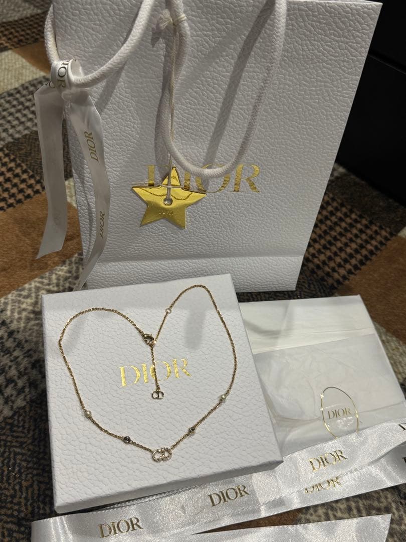 Dior ゴールドネックレス