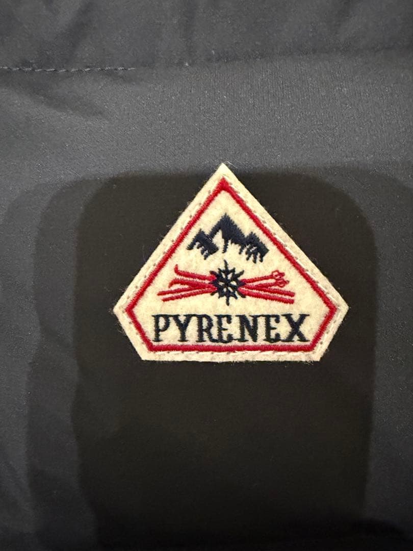 値下げ❗️（本日2/2、11時まで価格）PYRENEX ダウンベスト Lブラック