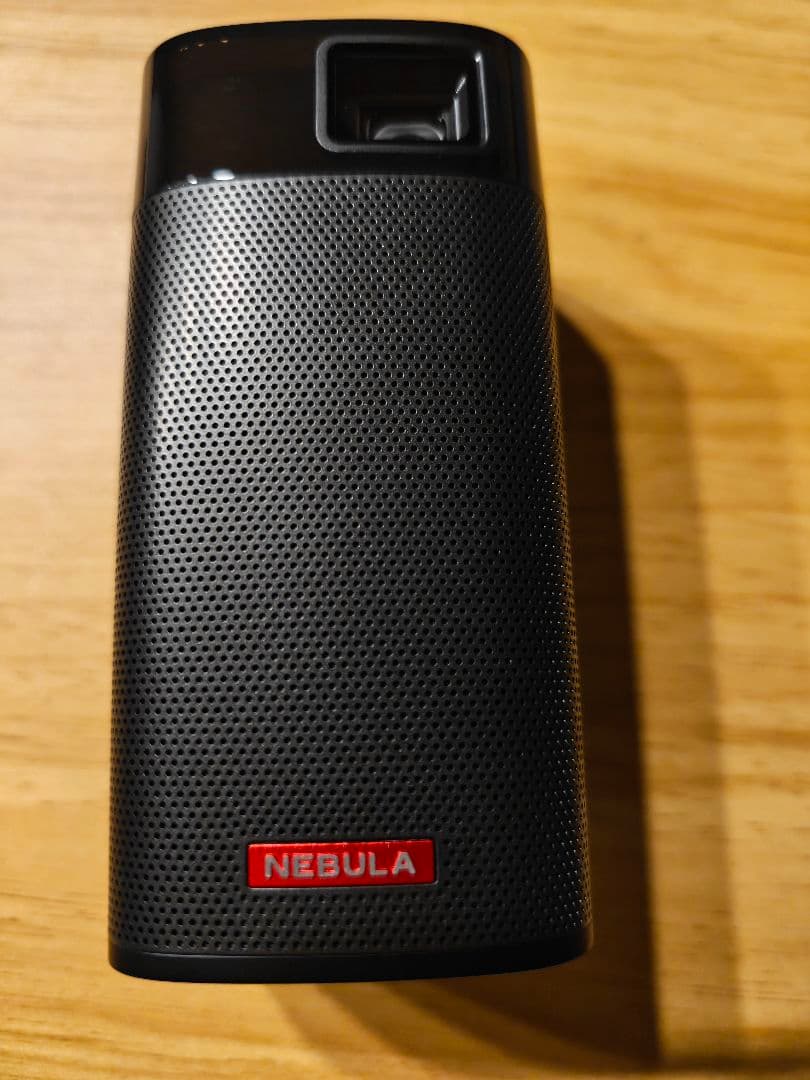 NEBULA Apollo プロジェクター本体