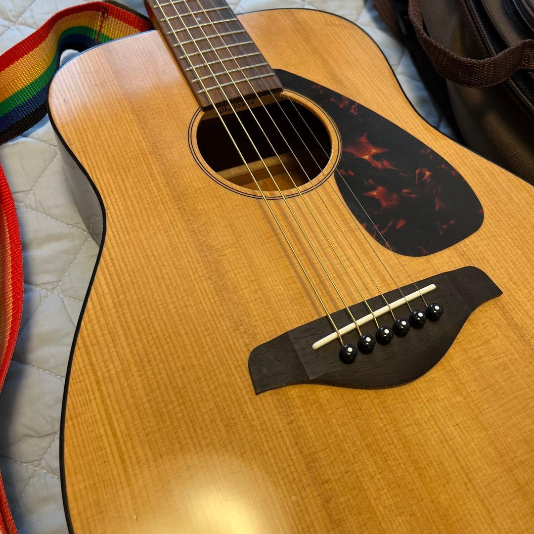 ヤマハ　ミニギター