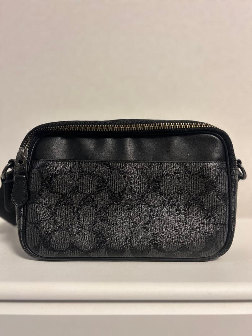 COACH ショルダーバック　期間限定特化!!