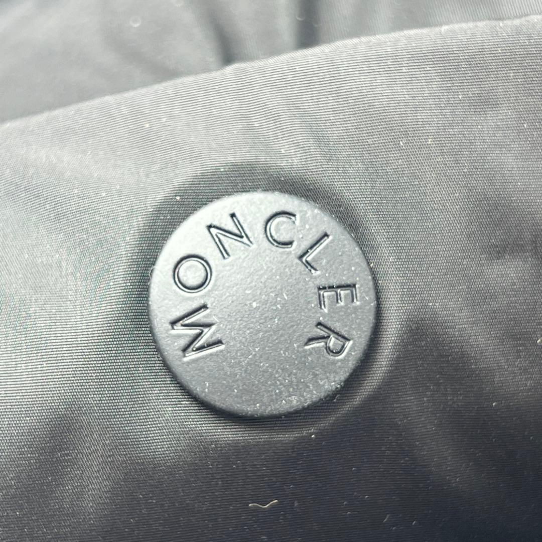 ✨ほぼ未使用✨MONCLERモンクレール　クラッチバッグ　PCケース　ナイロン