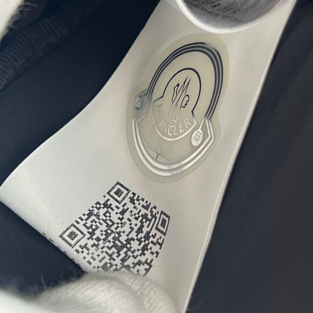 ✨ほぼ未使用✨MONCLERモンクレール　クラッチバッグ　PCケース　ナイロン