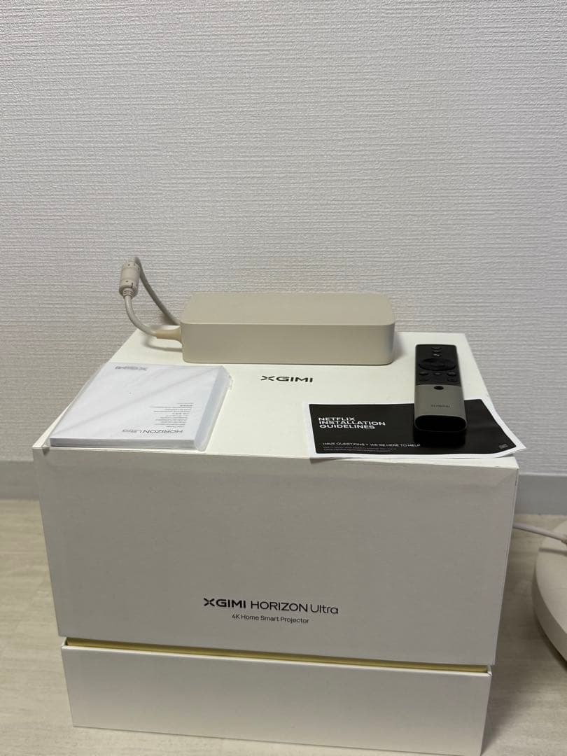 (2月3日まで)XGIMI HORIZON Ultra4Kスタンド付アダプター付