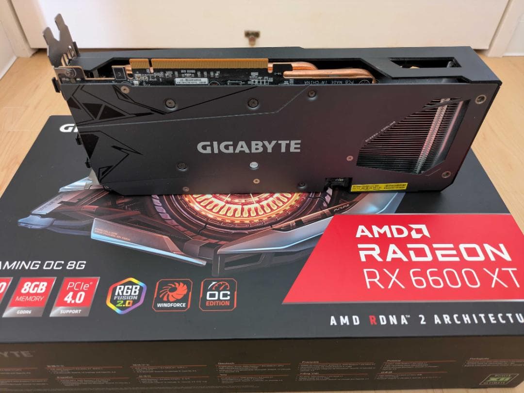グラフィックボード・グラボ・ビデオカード GIGABYT AMD Radeon RX6600XT GDDR6 8GB