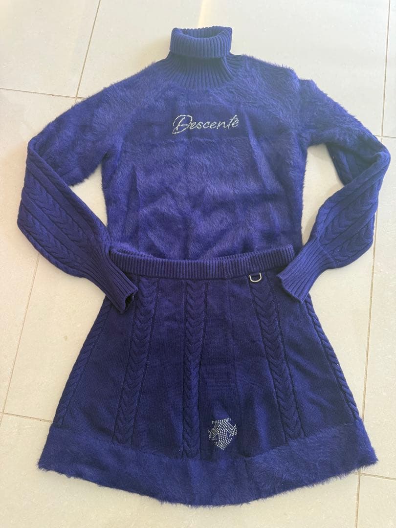 Descenteパープル タートルネック上下