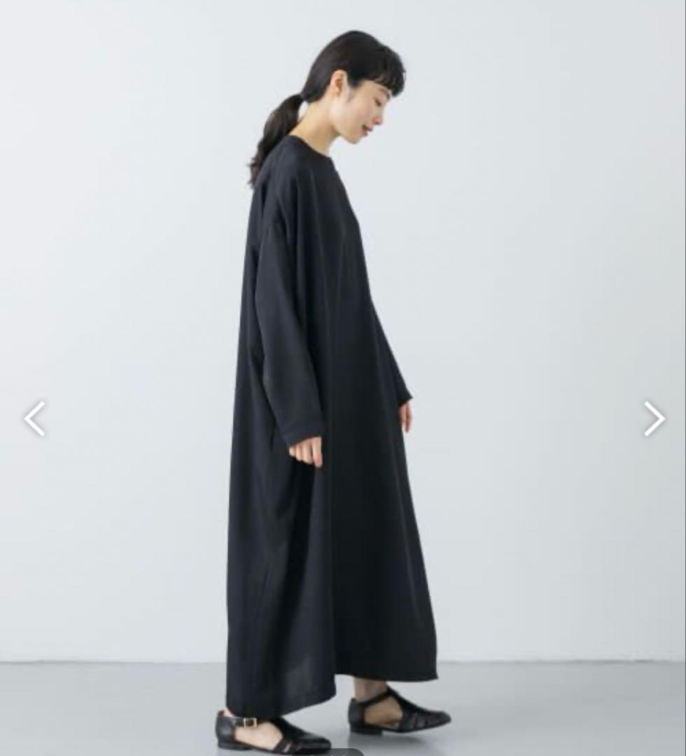 新品タグ付き　kagure アセテートワイドワンピース　25SS