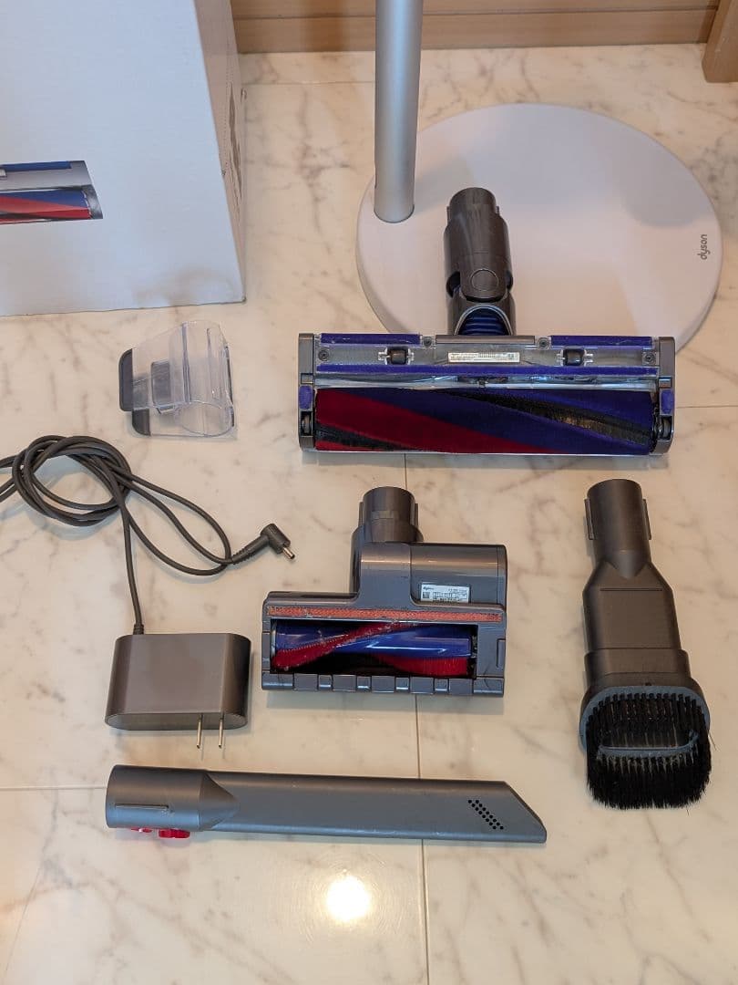 Dysonスティック掃除機 Digital Slim Fluffy sv12