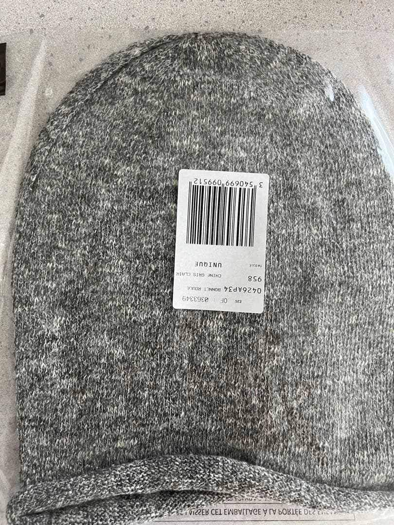 希少　アニエスb コットンニット帽