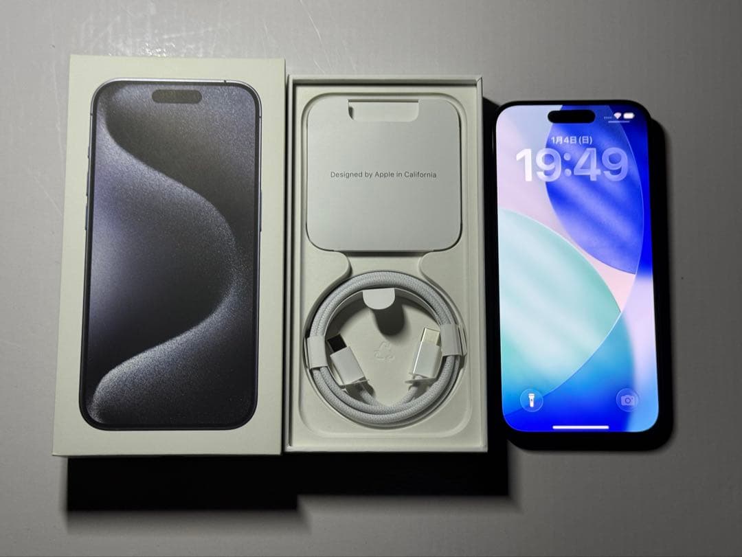 【極美品】iPhone 15 Pro ブルーチタニウム 本体 128GB
