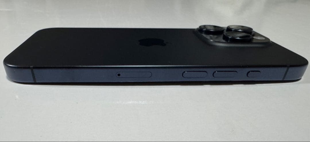 【極美品】iPhone 15 Pro ブルーチタニウム 本体 128GB