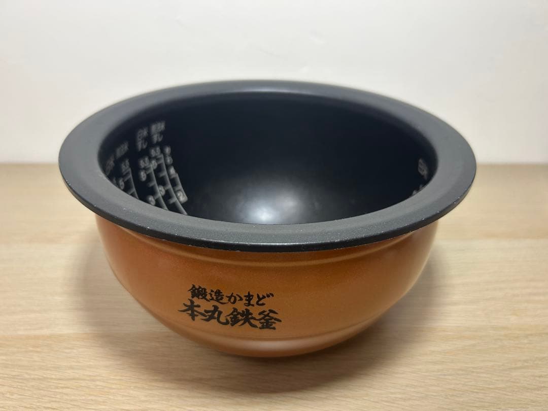 さくら　5.5合　RC-10VXK 東芝　炊飯器　釜　カマ　内釜　本丸鉄釜