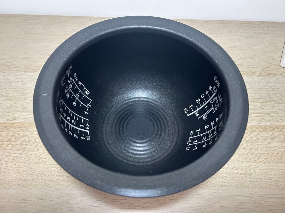 さくら　5.5合　RC-10VXK 東芝　炊飯器　釜　カマ　内釜　本丸鉄釜