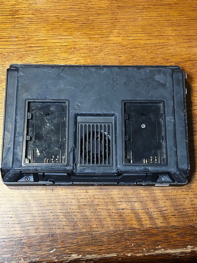 Blackmagic Design Video Assist 4K 7インチ