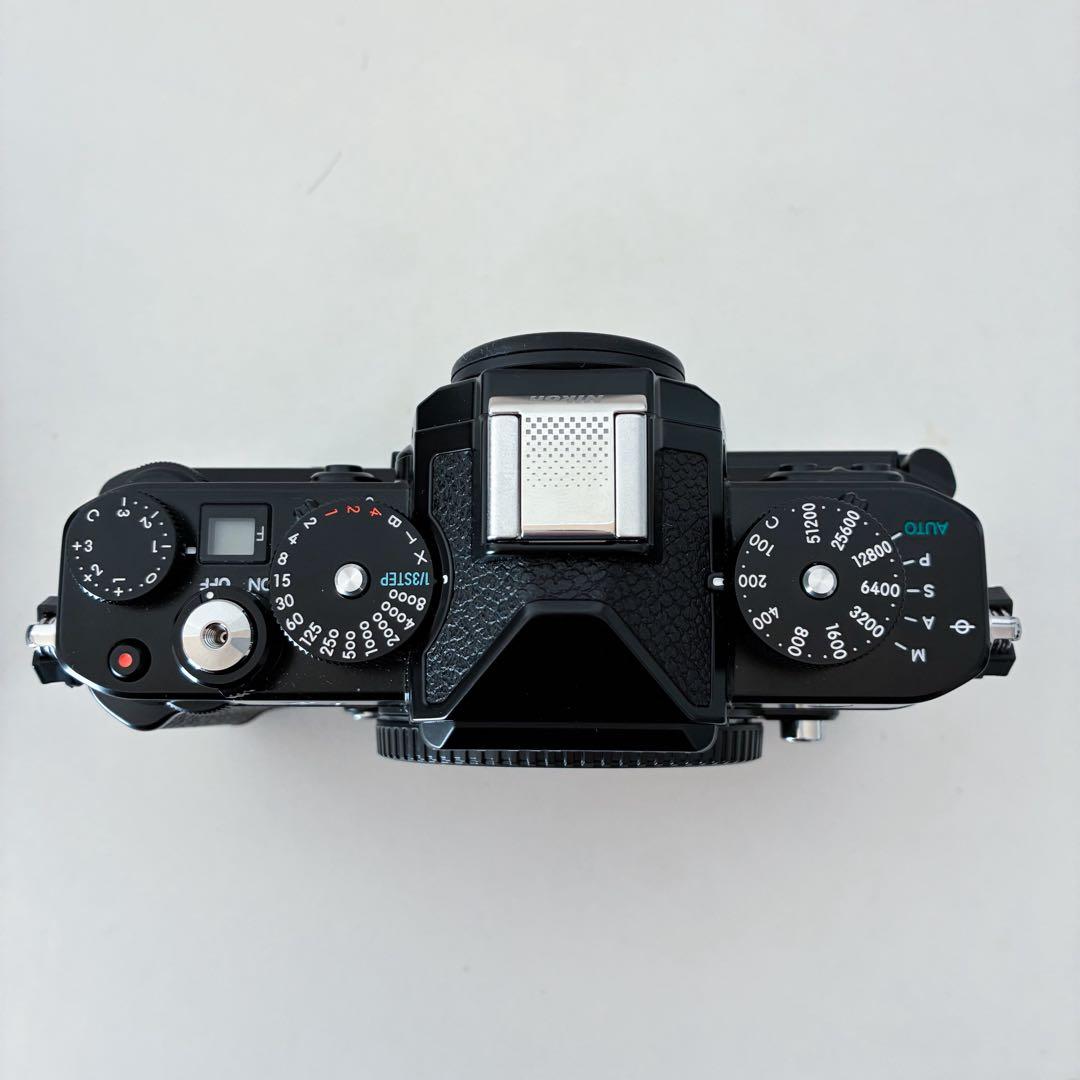 【付属品多数】Nikon Zf ボディーと限定マウントアダプターなど