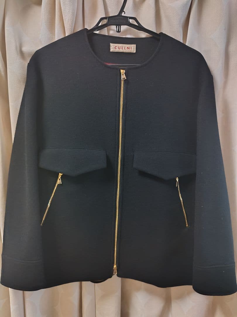 CULLNI ノーカラーブルゾン ブラック 2