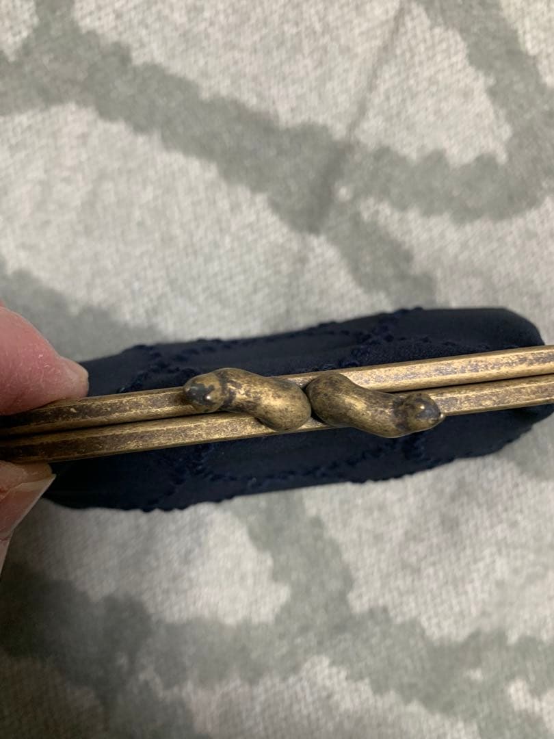 あかいくるまです　ミナペルホネンタンバリンダークネイビーカドルパース