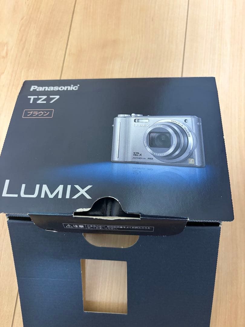 Panasonic LUMIX DMC-TZ7 12倍ズーム