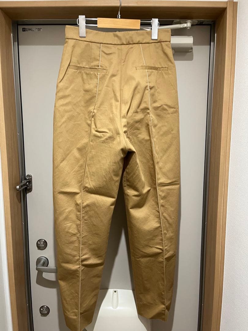 MARNI ベージュ テーパード(38)