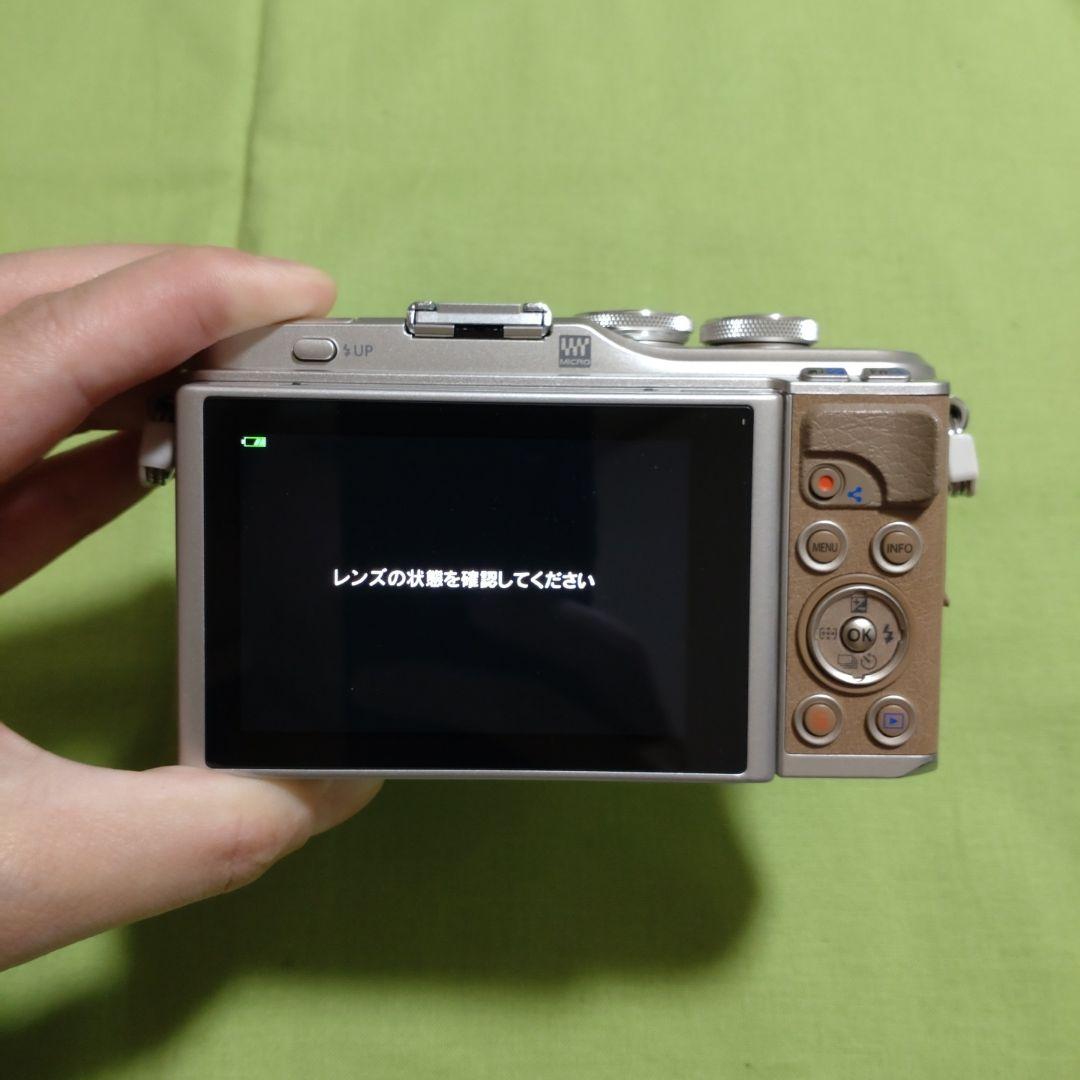デジタルカメラ OLYMPUS PEN E-PL9