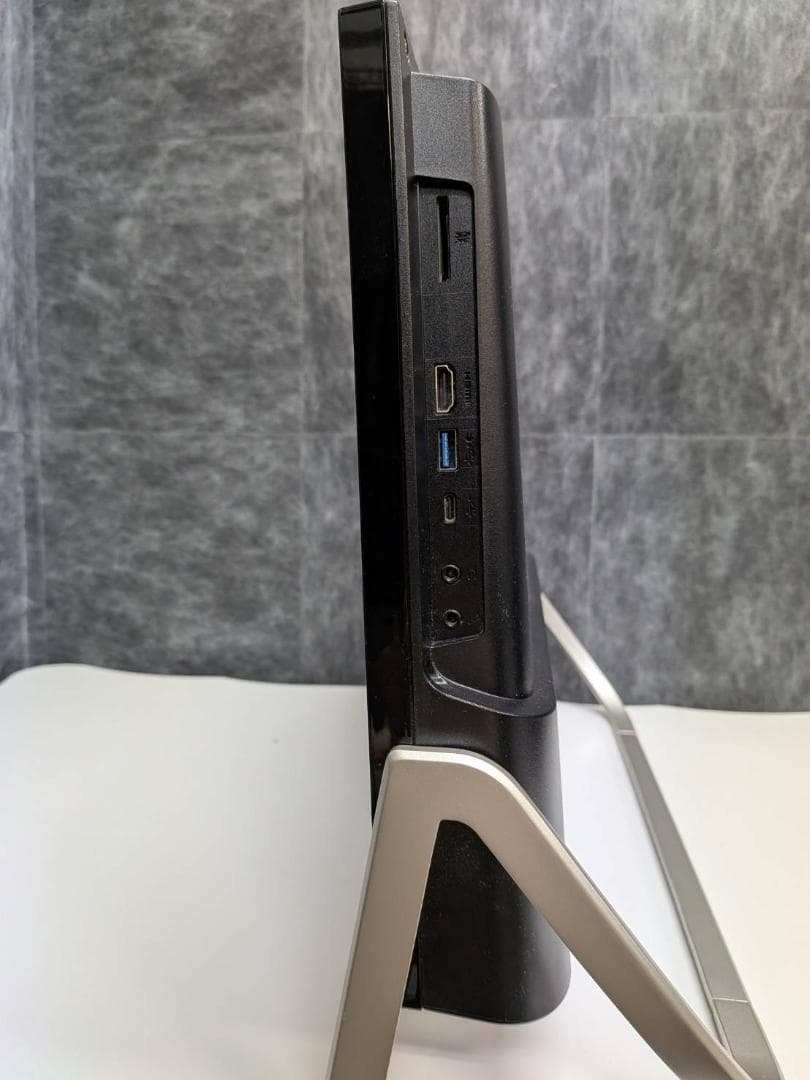 富士通 ESPRIMO WF1/C2（型番：FMVWC2F17）