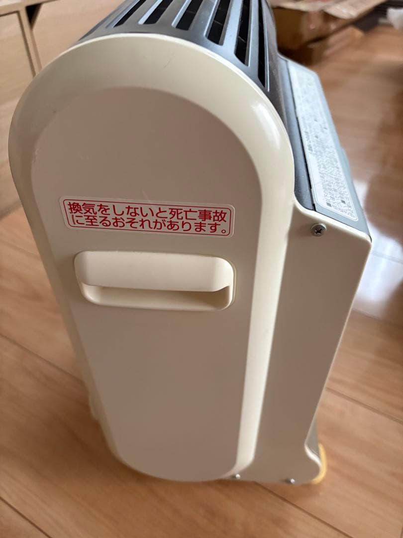 iwatani カセットガスファンヒーター