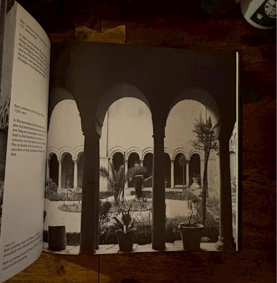 アート・デザイン・音楽 Atrium:Lichthofe Seit Funf Jahrtausenden