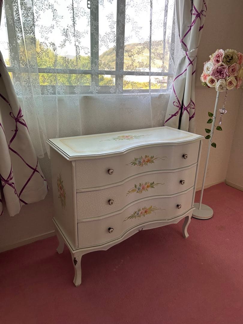年内限定♡出品中❣️ロココ調　レア　猫足　姫系　ホワイト フラワー　3段チェスト